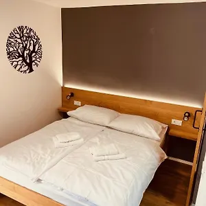  Aparthotel Pjagodic Cerklje - 5min To Airport Slovenia