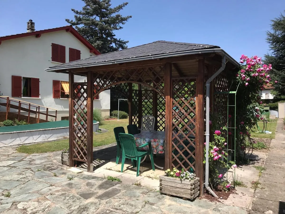 Lindo Lugar - Just A 7 Minute Walk From The Airport Bed & Breakfast Meyrin 0*,  Switzerland